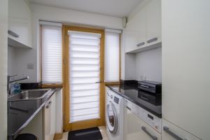 Photo 21- click for photo gallery